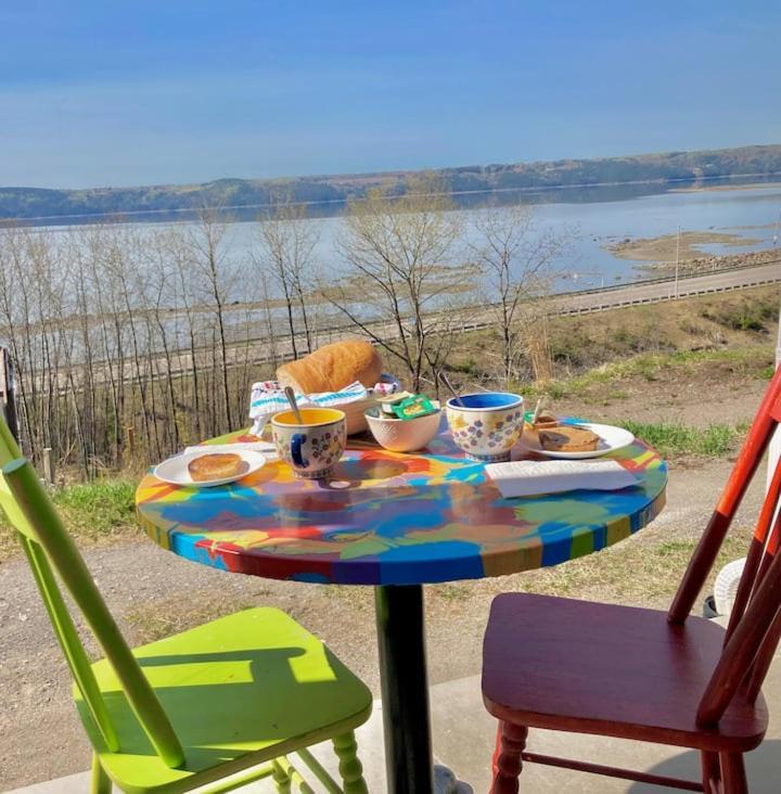 Suite 2 Fleche Du Fjord Vue Saguenay Mont Valin Saint-Fulgence Bagian luar foto
